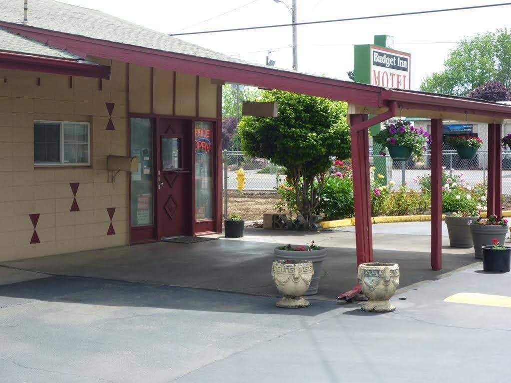 Budget Inn Motel Woodburn Bagian luar foto